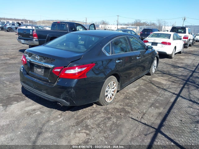 1N4AL3AP6HN351315 Nissan Altima 2.5 S