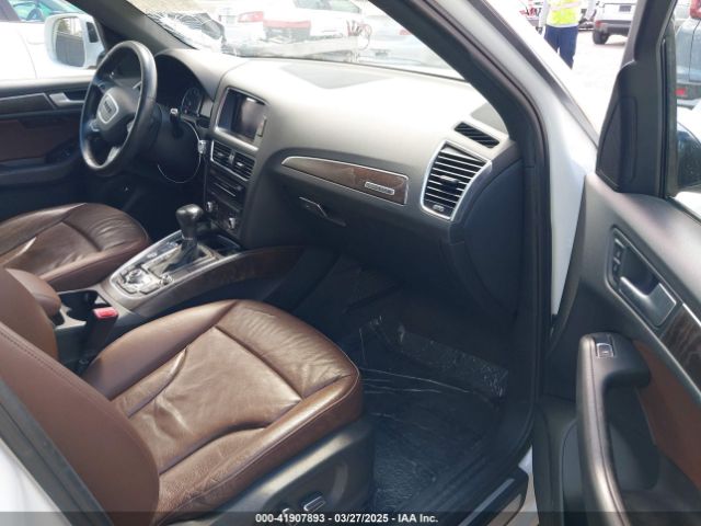 WA1LFAFP9FA116669 Audi Q5 2.0t Premium