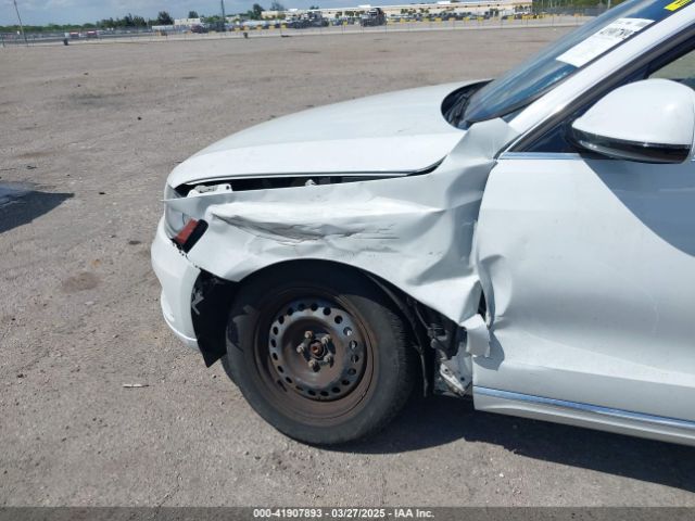 WA1LFAFP9FA116669 Audi Q5 2.0t Premium