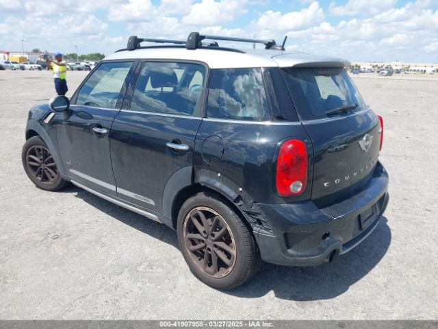 2016 MINI COUNTRYMAN WMWZC5C58GWU21536 Photo 2