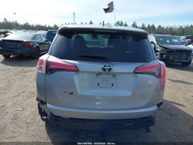 JTMBFREV8JJ224872 Toyota RAV4 LE