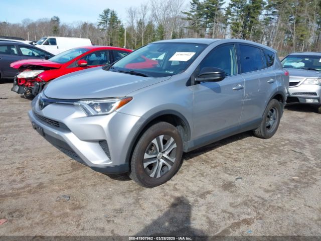 JTMBFREV8JJ224872 Toyota RAV4 LE