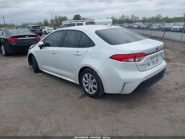 Toyota Corolla Hybrid Le 2024 JTDBCMFE9R3043354 Image 3