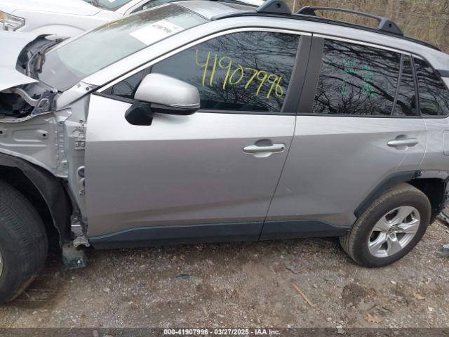 2T3W1RFV9MC164249 Toyota Rav4 Xle