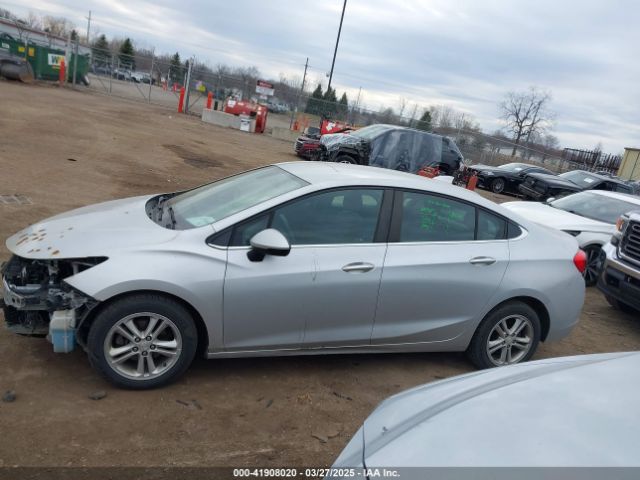 1G1BE5SM0H7268937 Chevrolet Cruze Lt Auto
