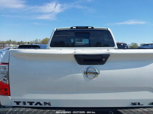 1N6AA1E51HN503222 Nissan Titan Sl