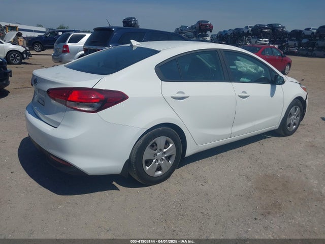 3KPFK4A75HE091714 KIA FORTE LX