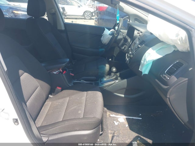 3KPFK4A75HE091714 KIA FORTE LX