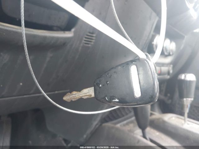 1C4BJWDGXEL294965 Jeep Wrangler Unlimited Sport