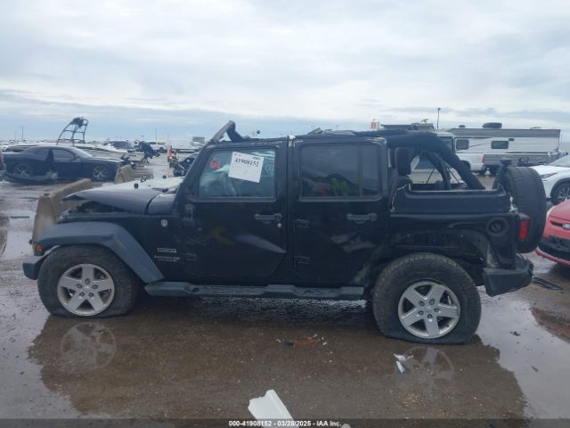 1C4BJWDGXEL294965 Jeep Wrangler Unlimited Sport