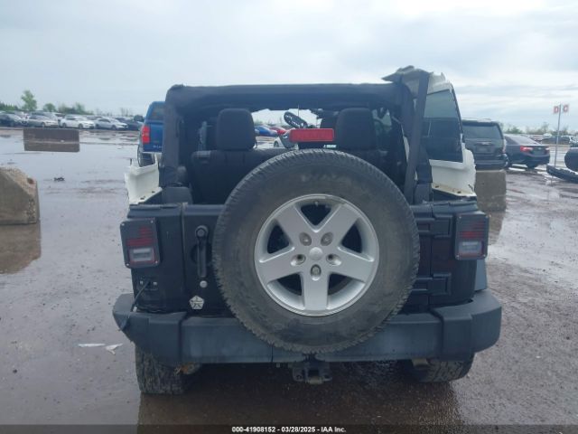 1C4BJWDGXEL294965 Jeep Wrangler Unlimited Sport