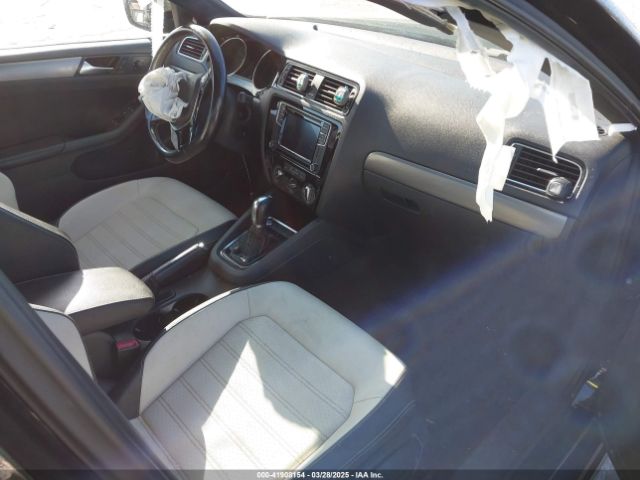 3VWD17AJ3GM416823 Volkswagen Jetta 1.8t Sport