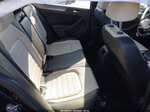 3VWD17AJ3GM416823 Volkswagen Jetta 1.8t Sport