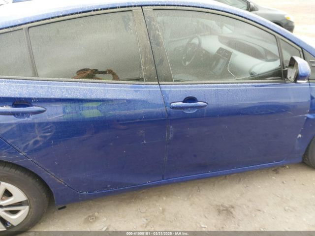 JTDKARFU0G3521054 Toyota Prius Four