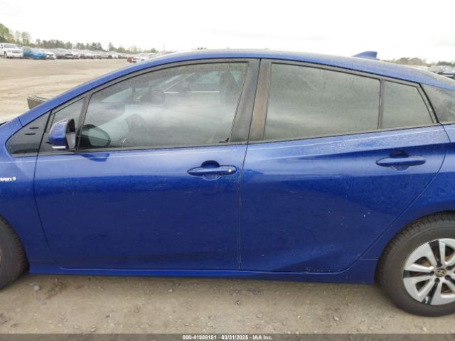 JTDKARFU0G3521054 Toyota Prius Four