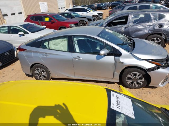 JTDKARFP2H3049144 Toyota Prius Prime Advanced