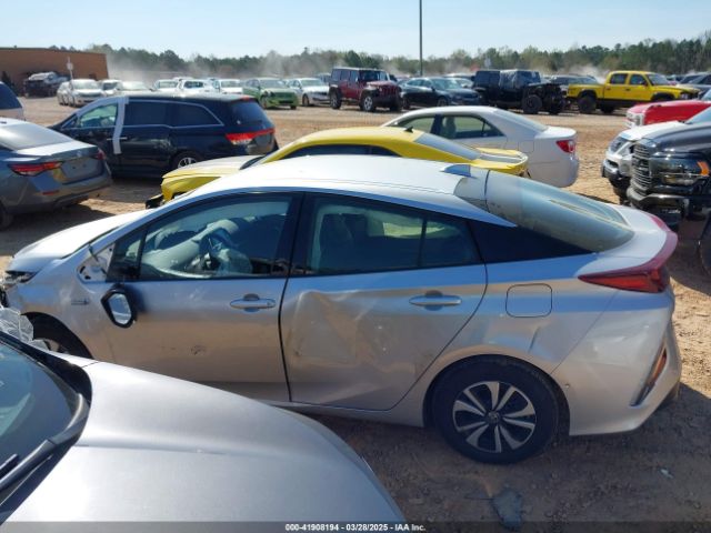 JTDKARFP2H3049144 Toyota Prius Prime Advanced