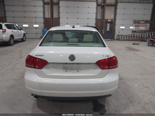 1VWBT7A36EC048803 Volkswagen Passat 1.8t Se