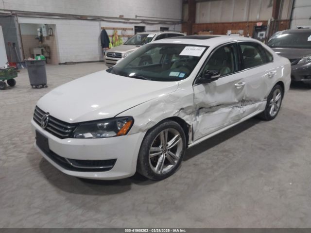 1VWBT7A36EC048803 Volkswagen Passat 1.8t Se