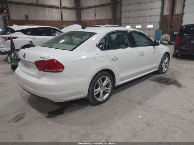 1VWBT7A36EC048803 Volkswagen Passat 1.8t Se