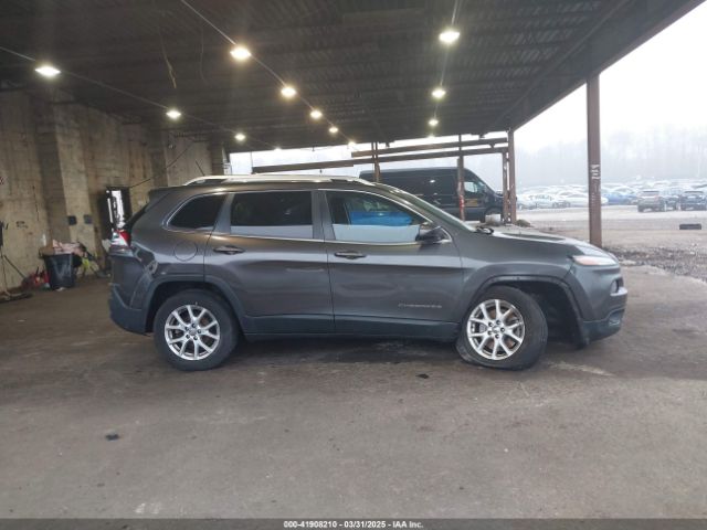 1C4PJLCB1EW155591 Jeep Cherokee Latitude