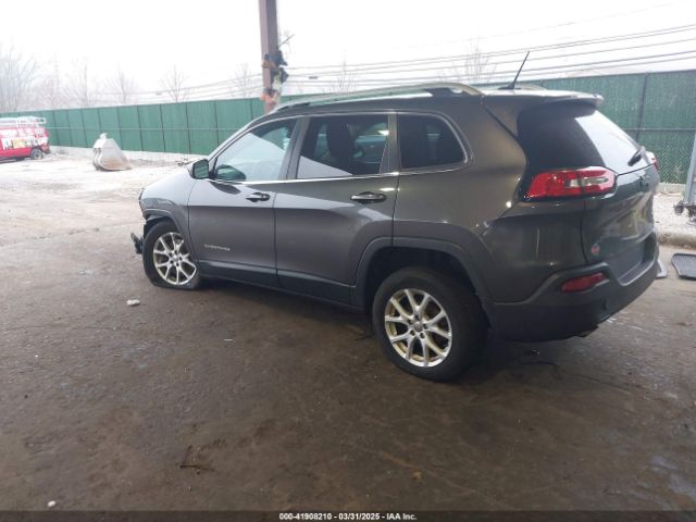 1C4PJLCB1EW155591 Jeep Cherokee Latitude