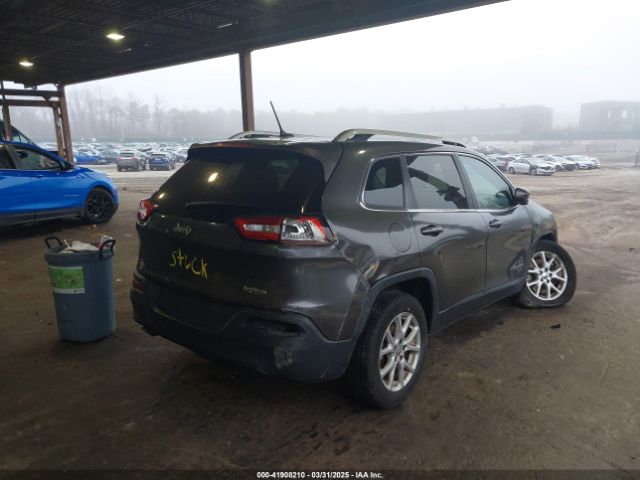 1C4PJLCB1EW155591 Jeep Cherokee Latitude