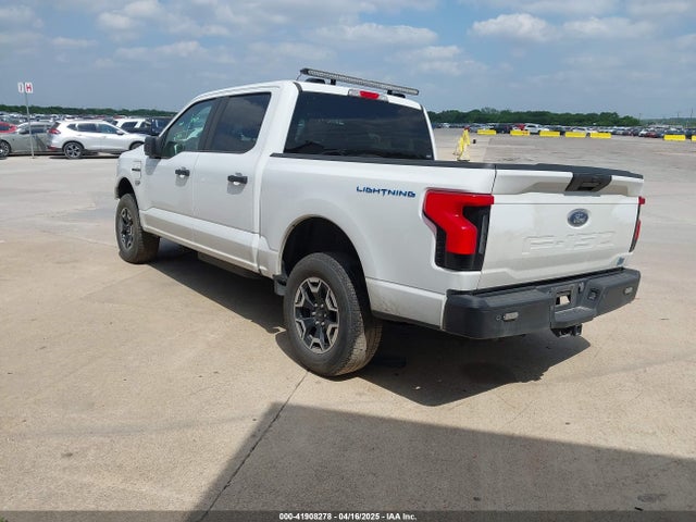 1FTVW1EL2PWG18764 Ford F-150 Lightning Pro