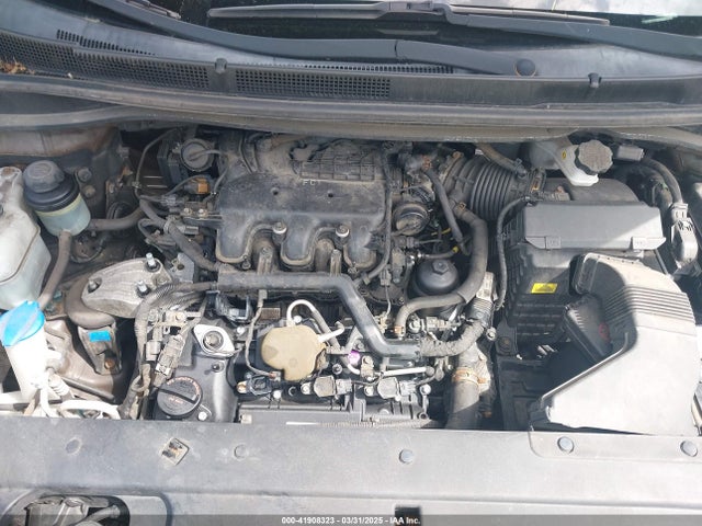 KNDMB5C11G6158934 KIA SEDONA LX