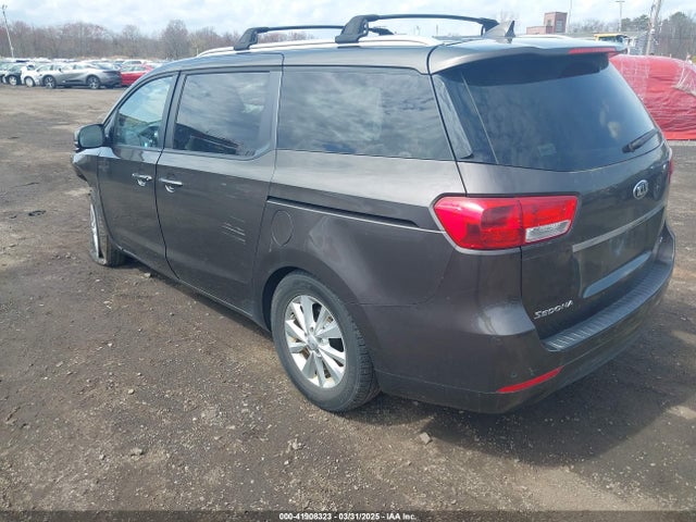 KNDMB5C11G6158934 KIA SEDONA LX