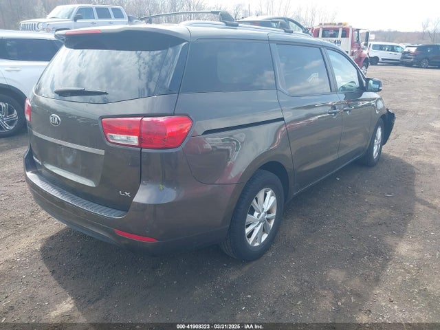 KNDMB5C11G6158934 KIA SEDONA LX