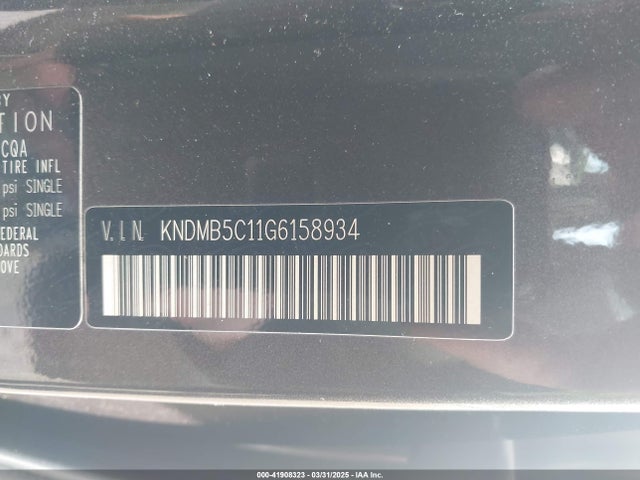KNDMB5C11G6158934 KIA SEDONA LX