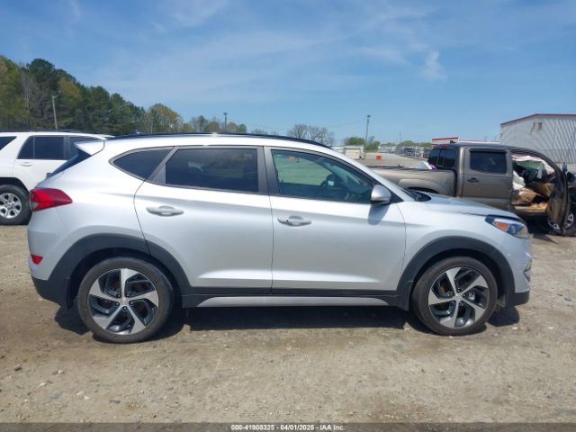 KM8J33A24JU727547 Hyundai Tucson Value