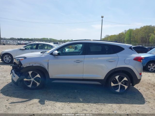 KM8J33A24JU727547 Hyundai Tucson Value