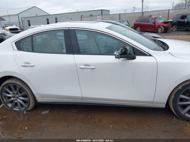 3MZBPAEM1KM103348 Mazda Mazda3 Premium Package