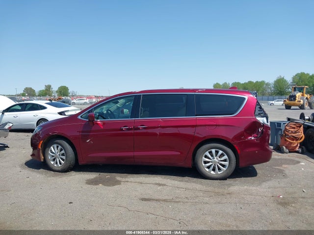 2C4RC1FG5KR714871 Chrysler Pacifica Touring Plus