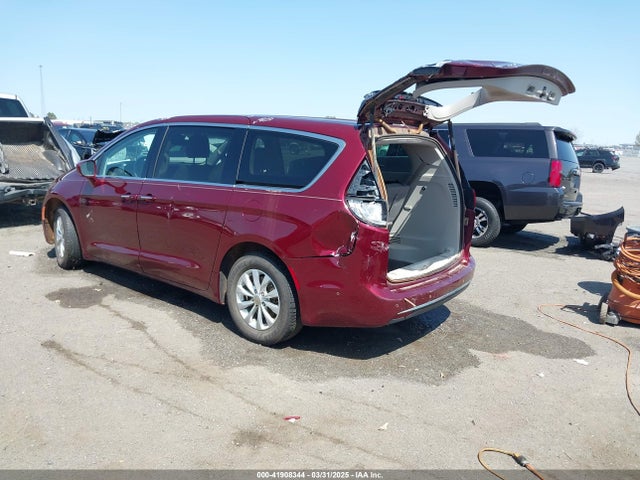 2C4RC1FG5KR714871 Chrysler Pacifica Touring Plus