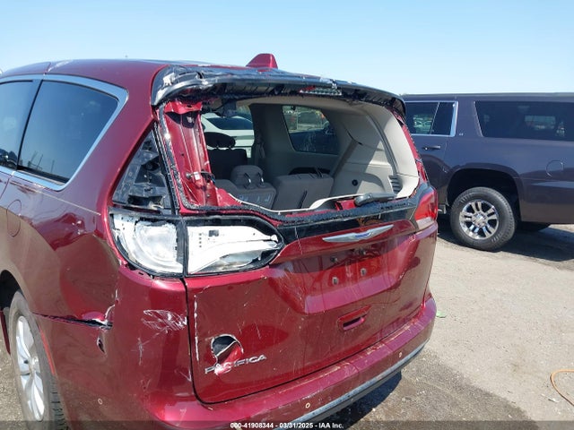 2C4RC1FG5KR714871 Chrysler Pacifica Touring Plus