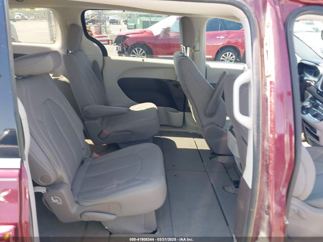 2C4RC1FG5KR714871 Chrysler Pacifica Touring Plus