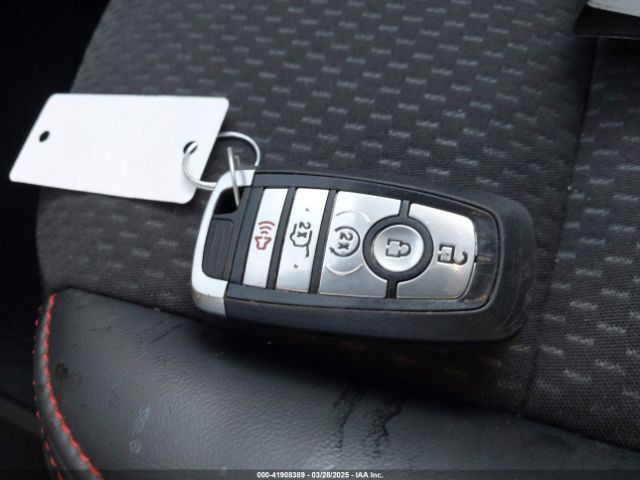 1FMCU9MN7RUA58877 Ford Escape St-line