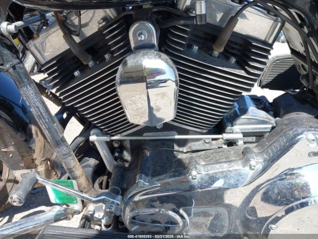 2016 HARLEY-DAVIDSON FLHR 1HD1FBM1XGB658715 Photo 8