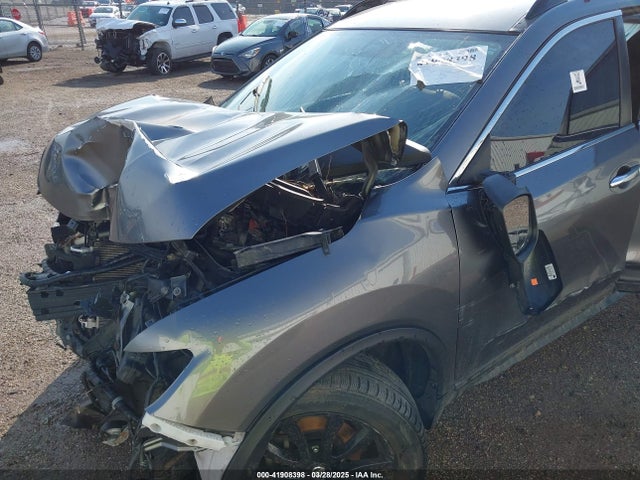 5N1AT2MV0JC794927 Nissan 2018