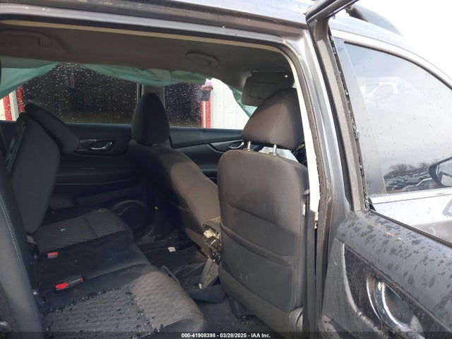 5N1AT2MV0JC794927 Nissan 2018