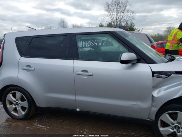 KNDJN2A26K7020815 KIA Soul