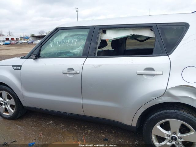 KNDJN2A26K7020815 KIA Soul