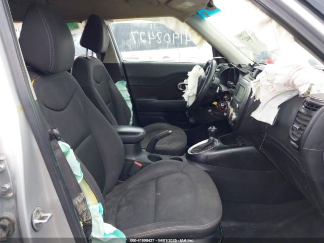 KNDJN2A26K7020815 KIA Soul