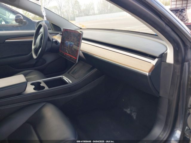 5YJ3E1EA2PF452596 Tesla Model 3 Rear-wheel Drive