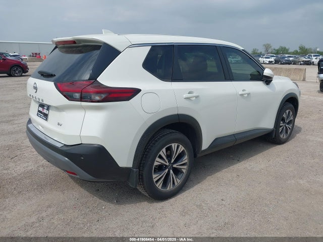 JN8BT3BA7PW422205 Nissan Rogue Sv Fwd