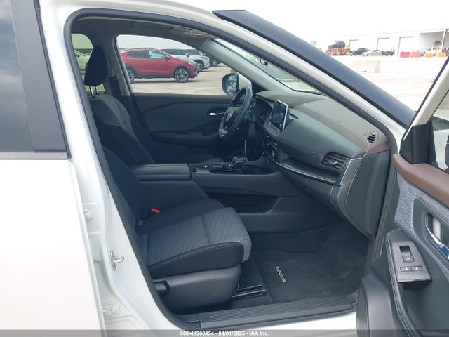 JN8BT3BA7PW422205 Nissan Rogue Sv Fwd