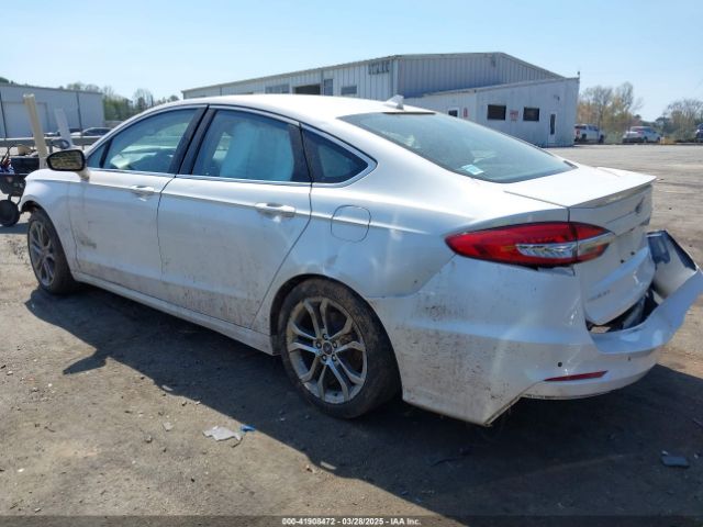 3FA6P0RU9KR126815 Ford Fusion Hybrid Titanium